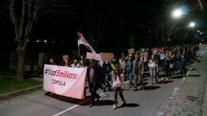 U Topoli večeras nastavljen protest Jedan od pet miliona