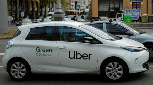 U Uberu kreće velika zamena i prelazak na električne taksije
