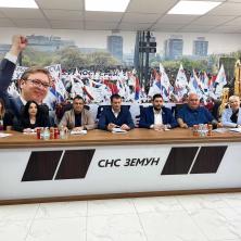 U Zemunu potpisan koalicioni sporazum Partija okupljenih oko SNS-a i liste Aleksandar Vučić - Zemun sutra (FOTO)
