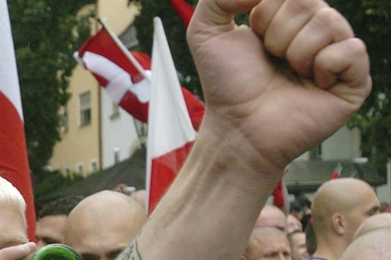 U čast naciste: Ekstremisti marširaju Berlinom