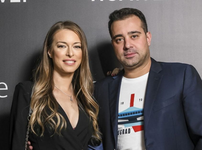 U domu Buzurovića veliko slavlje u toku: Danijela ne krije suze radosnice