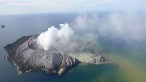 U erupciji vulkana na Novom Zelandu jedan mrtav, ima nestalih