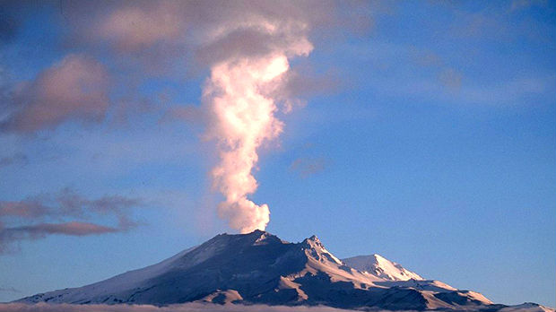 U erupciji vulkana na Novom Zelandu poginulo pet osoba