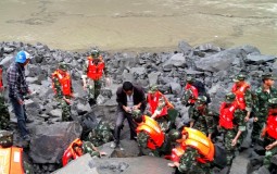 
					Više od 120 ljudi zatrpano u klizištu u Kini 
					
									