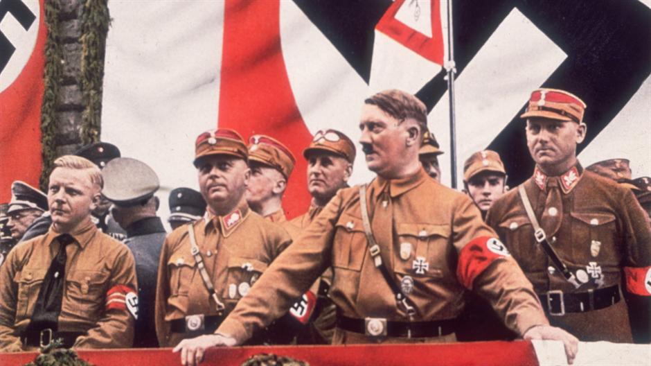 U kostimu Hitlera iz protesta?!