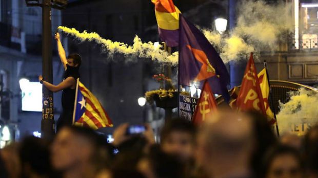 U neredima u Kataloniji uhapšeno 97 osoba