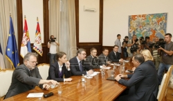 U novembru zajednička sednica vlada Srbije i Republike Srpske, formiran tim za pisanje deklaracije
