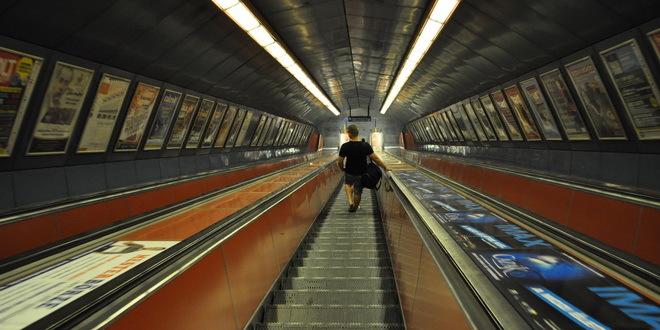 U pariskom metrou muškarac napadnut kiselinom