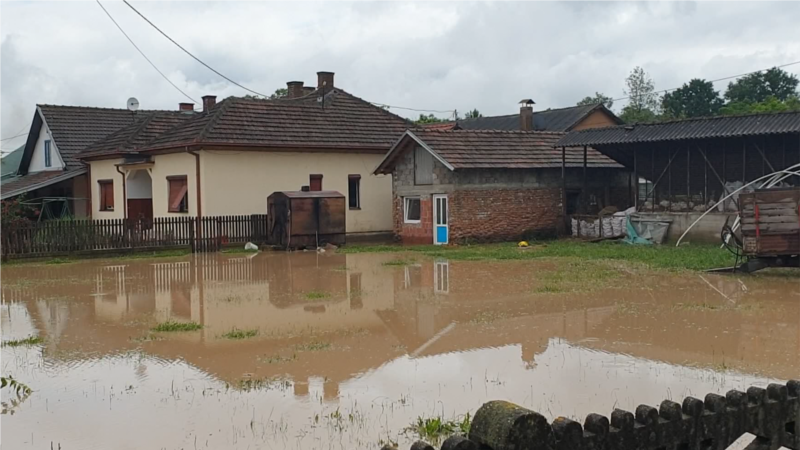 U pojedinim delovima Srbije smiruju se poplave, procenjuje se šteta