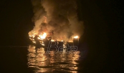 U požaru na brodu kod obala južne Kalifornije ima mrtvih (VIDEO)