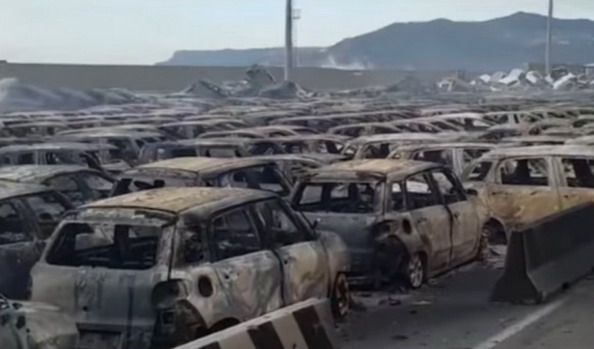 U požaru u luci Savona izgorelo na stotine novih Maseratija i Fiata 500L