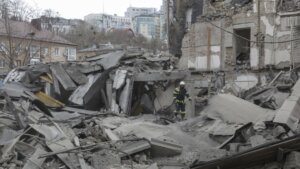 U protekla 24 časa Rusija izvela „357“ udara na osam naseljenih mesta: Tri osobe stradale u Zaporožju