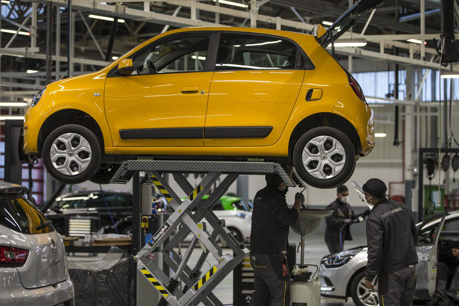 U prvoj polovini 2025. u EU prodato za 22 odsto više automobila nego u 2024.