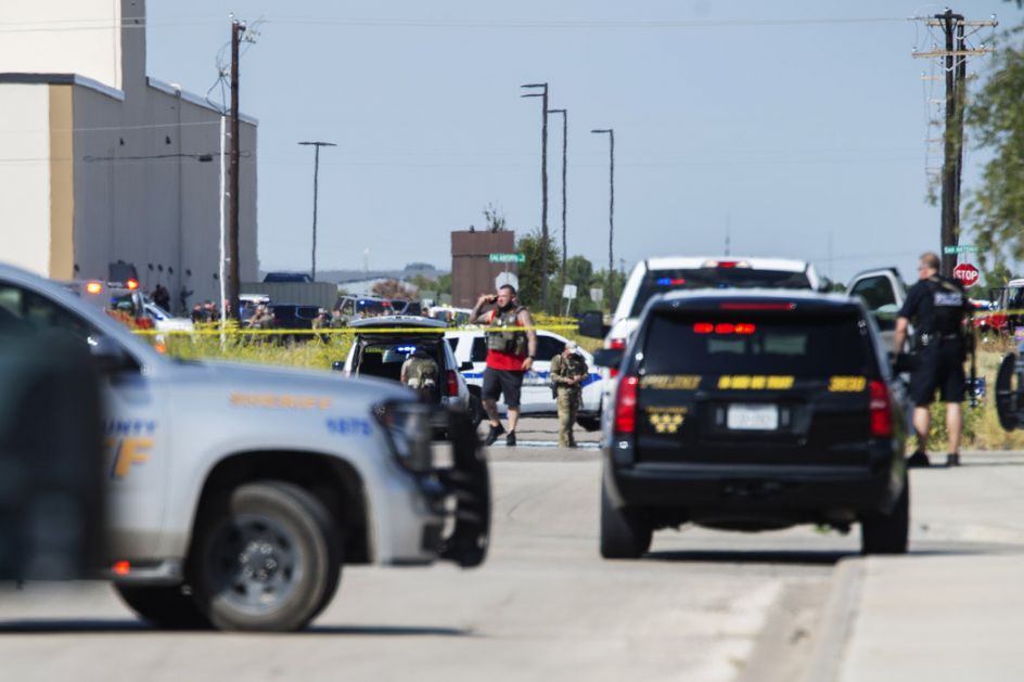 U pucnjavi u Teksasu najmanje pet mrtvih, 20 ranjeno