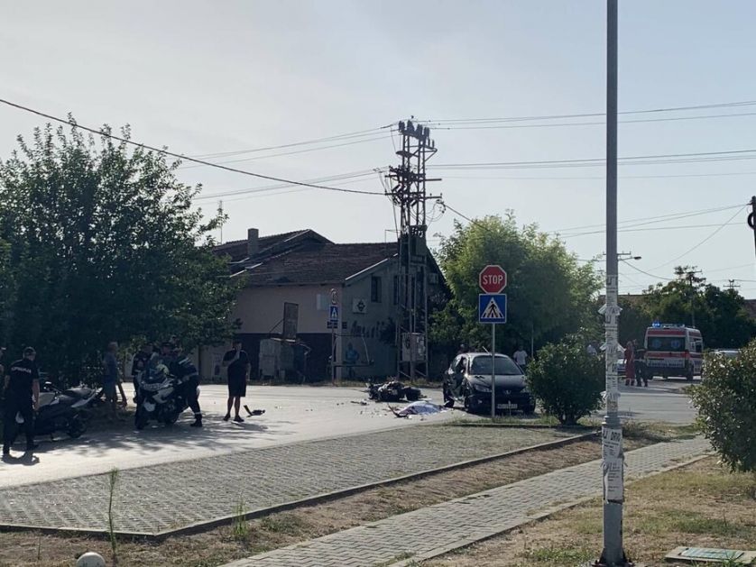 U saobraćajnoj nesreći u Rumenki poginuo policajac