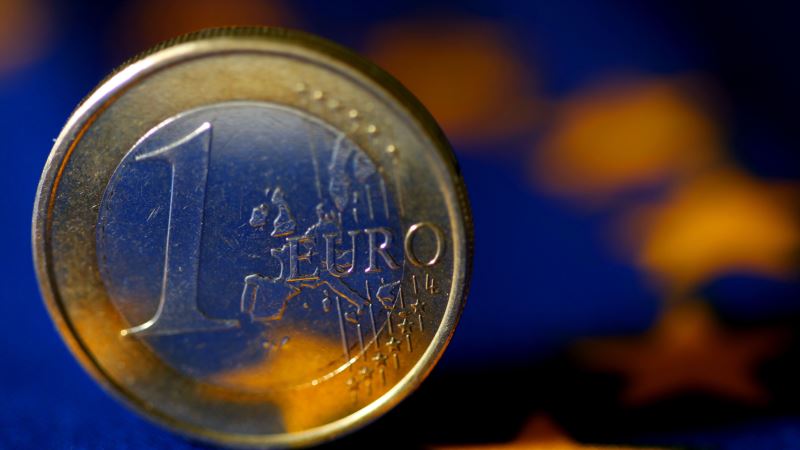 U sedam članica EU plaće niže nego prije osam godina