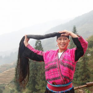 U selu sa najdužom kosom na svetu žene se šišaju samo jednom u životu, evo i zbog čega