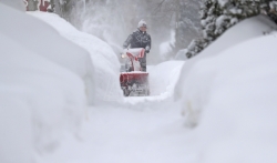 U snežnom nevremenu u SAD 14 mrtvih, milioni po rekordnoj hladnoći bez struje