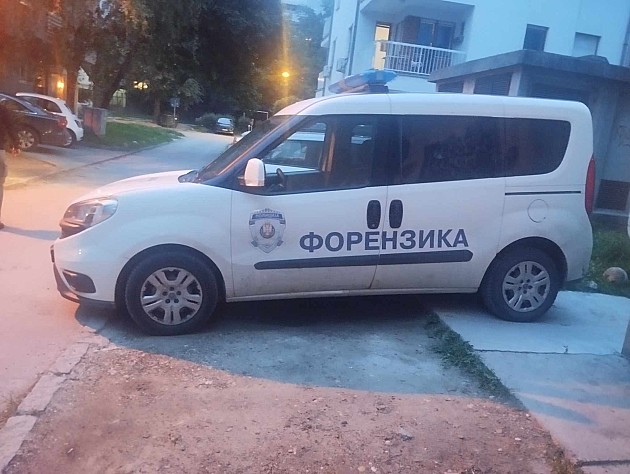 U stanu na Grbavici pronađeno beživotno telo žene