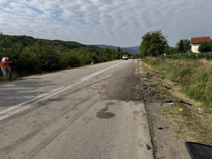U sudaru kod Malče poginulo dete, četvoro povređeno