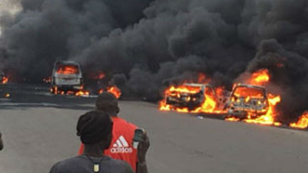 U sudaru tankera i automobila u Kongu poginulo 50 osoba