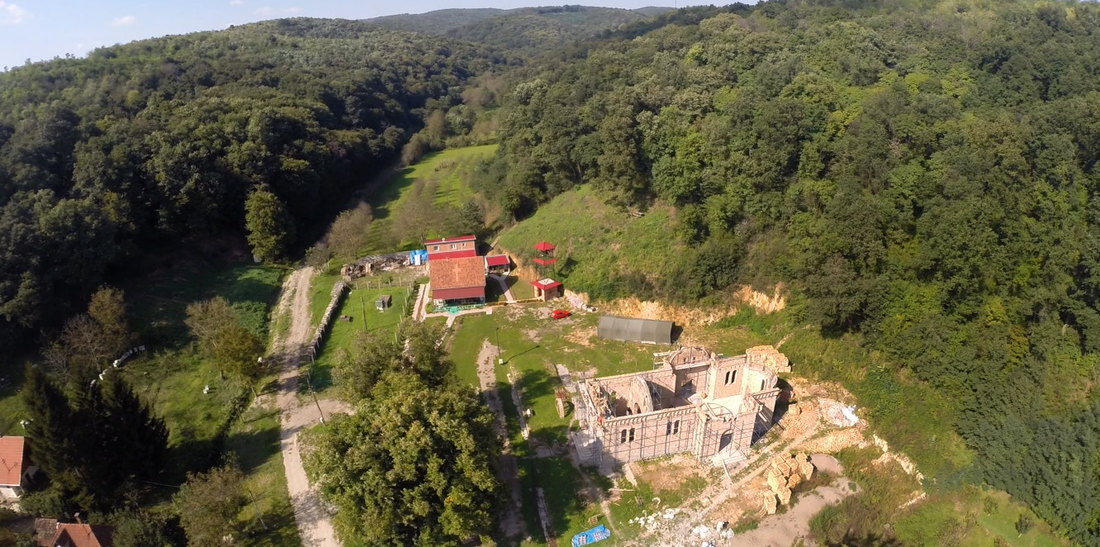 U toku obnova manastira Bešenovo na Fruškoj gori, biće izgrađen i glavni konak