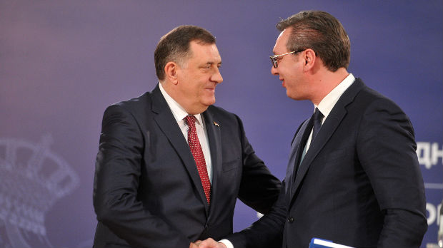 U toku sastanak Vučića i Dodika
