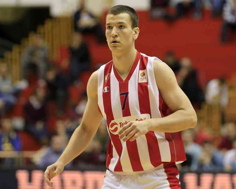 UDARNA VEST: Partizan ‘uzima’ Zvezdi jednog od najvećih talenata srpske košarke?! (FOTO)