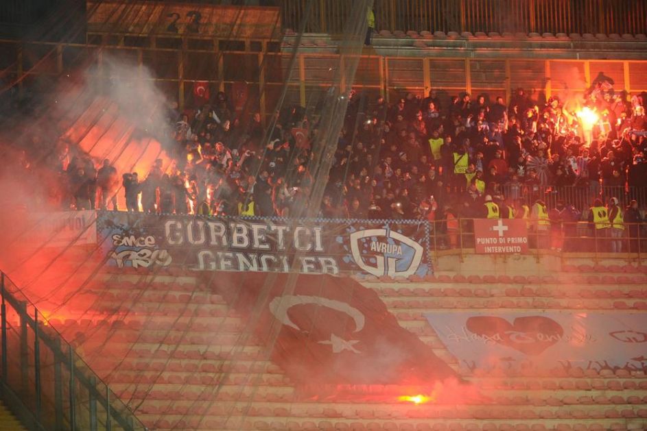 UEFA PRETI TURCIMA: Trabzon se suočava sa suspenzijom, evo i zašto