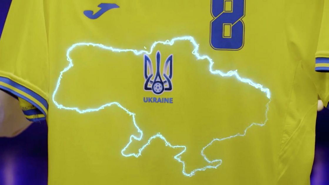 UEFA zahteva da ukrajinska reprezentacija ukloni „političke“ natpise sa dresova