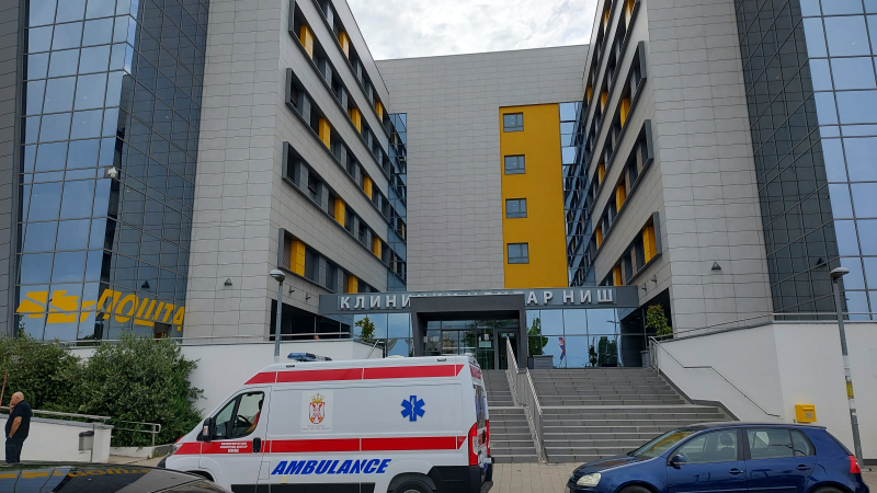 UKC Niš raspisao konkurse za 53 radna mesta