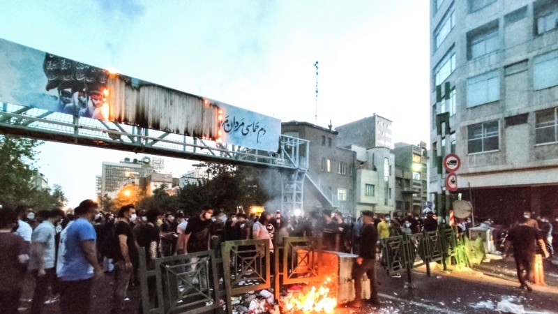 UN pozvao Iran da ne upotrebljava silu protiv demonstranata