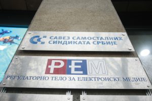 UNS: REM posle 14 meseci objavio Završni izveštaj o medijskom praćenju izbora decembra 2023. godine