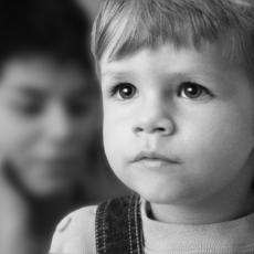 UOČITE NA VREME! Kako da PREPOZNATE AUTIZAM kod deteta: Ovi SIMPTOMI su pokazatelj da nešto nije u redu
