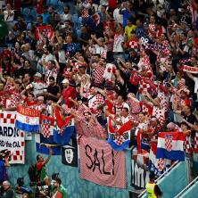 USTAŠKA ZASTAVA NA TRIBINAMA! Hrvatski navijači ŠOKIRALI PLANETU - hoće li FIFA reagovati?