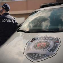 UŽAS KOD ALEKSANDROVCA: Bežao od policije pa se ZAKUCAO u dva automobila! Ima teško povređenih (FOTO)