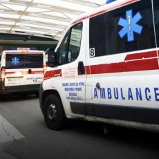 UŽAS U BEOGRADU: Muškarac sa teškim ranama po celom telu dovezen u Urgentni centar