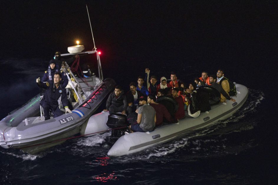 UŽAS U EGEJSKOM MORU: Potonuo čamac sa migrantima, sedmoro se udavilo