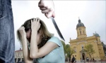 UŽAS U NEGOTINU: Iskasapio bivšu ženu nožem na sred ulice