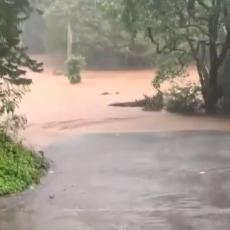 UZBUNA NA HAVAJIMA: Pukla brana zbog obilnih kiša, naređena hitna evakuacija stanovništva (VIDEO)