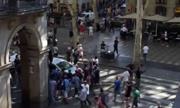 UZEMIRUJUĆI VIDEO: Barselona u krvi, 13 mrtvih