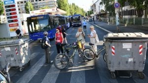 UŽIVO Nastavljaju se blokade širom Srbije: U Vojvode Stepe uhapšeno 16 osoba, studenta iz Gornjeg Milanovca pretukli policajci