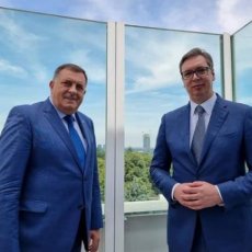 (UŽIVO) ZAVRŠEN SASTANAK: Vučić danas sa predstavnicima Banjaluke - jako težak i tužan dan za Srbiju