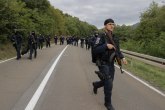 Zašto ruski ambasador patrolira granicom; Vučić: Postoji ideja da odsečemo Albance