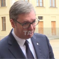 VUČIĆ SE OBRATIO IZ PRAGA: Inicijativu Hrvatske podržale dve zemlje - odluka o uvozu nafte odložena (FOTO/VIDEO)