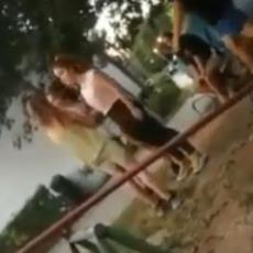 UZNEMIRUJUĆE: Devojčice iz Barajeva tuku vršnjakinju samo da bi napravile video  - Ljudi, ovo je bolesno (VIDEO)