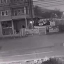 UZNEMIRUJUĆI SNIMAK NESREĆE KOD NOVOG PAZARA Evo kako je devojčica nastradala kada je podletela pod točkove vozila ( VIDEO)