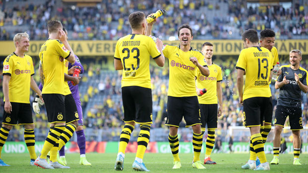 Ubedljiv trijumf Dortmunda, poraz Ajntrahta