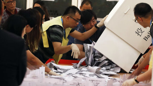 Ubedljiva pobeda demokrata na lokalnim izborima u Hongkongu
