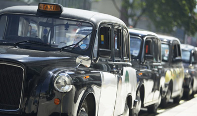 Uber podnio tužbu zbog novih taksi propisa u Londonu